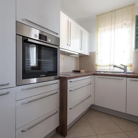 Novak Apartment Donji Okrug (Ciovo)